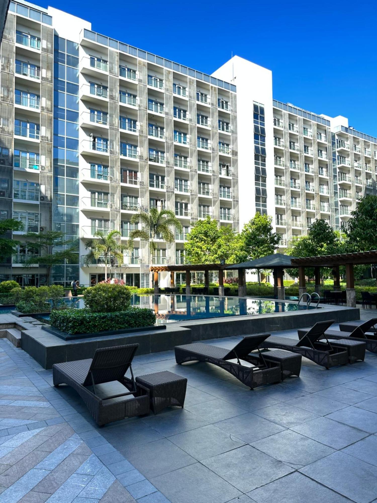 81 Newport Blvd Cluster 4 Unit B 3Rd Flr By Rechelle Nunag Pasay Zewnętrze zdjęcie