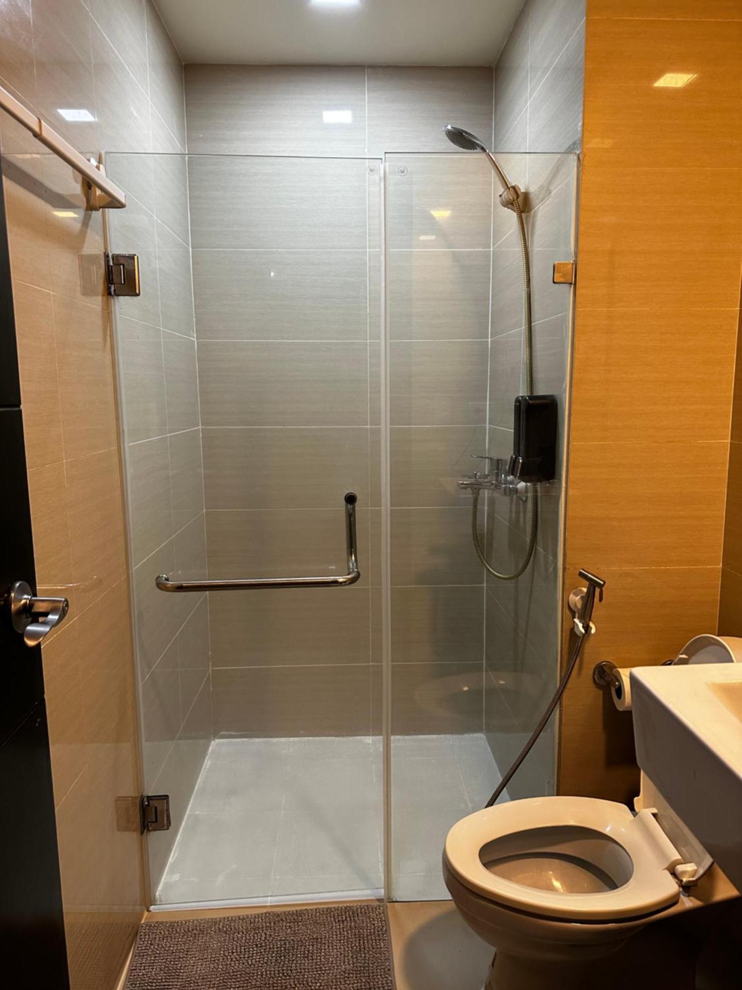 81 Newport Blvd Cluster 4 Unit B 3Rd Flr By Rechelle Nunag Pasay Zewnętrze zdjęcie
