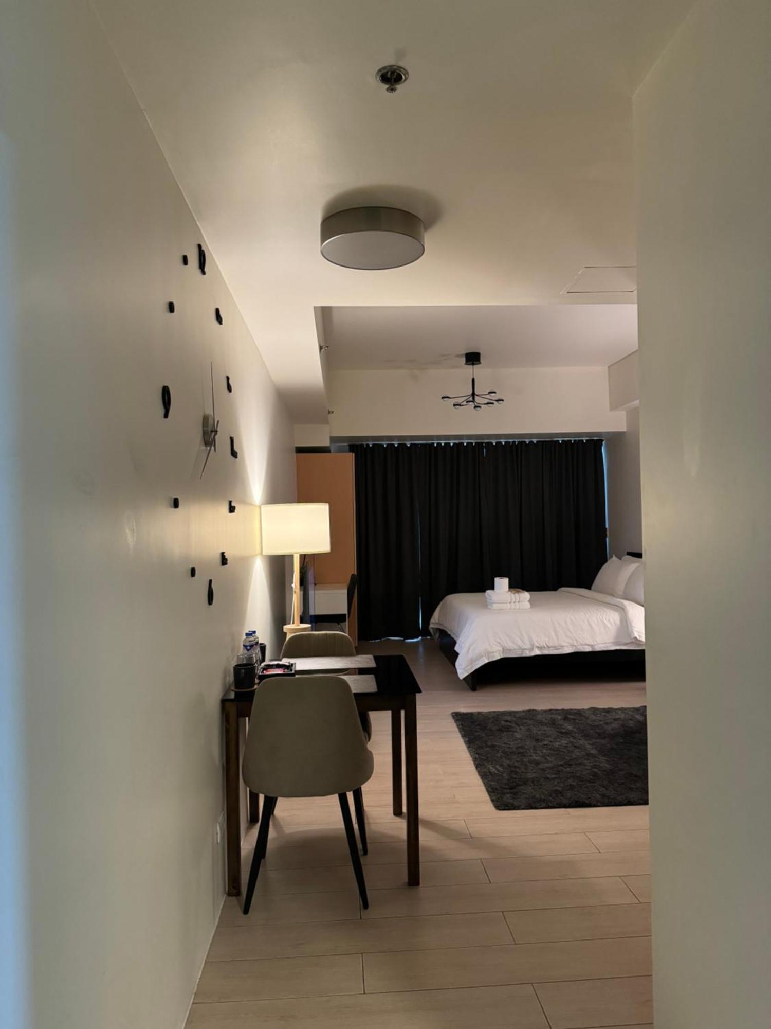 81 Newport Blvd Cluster 4 Unit B 3Rd Flr By Rechelle Nunag Pasay Zewnętrze zdjęcie
