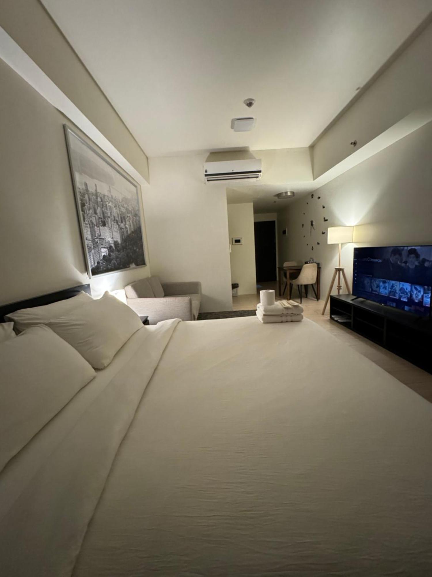 81 Newport Blvd Cluster 4 Unit B 3Rd Flr By Rechelle Nunag Pasay Zewnętrze zdjęcie