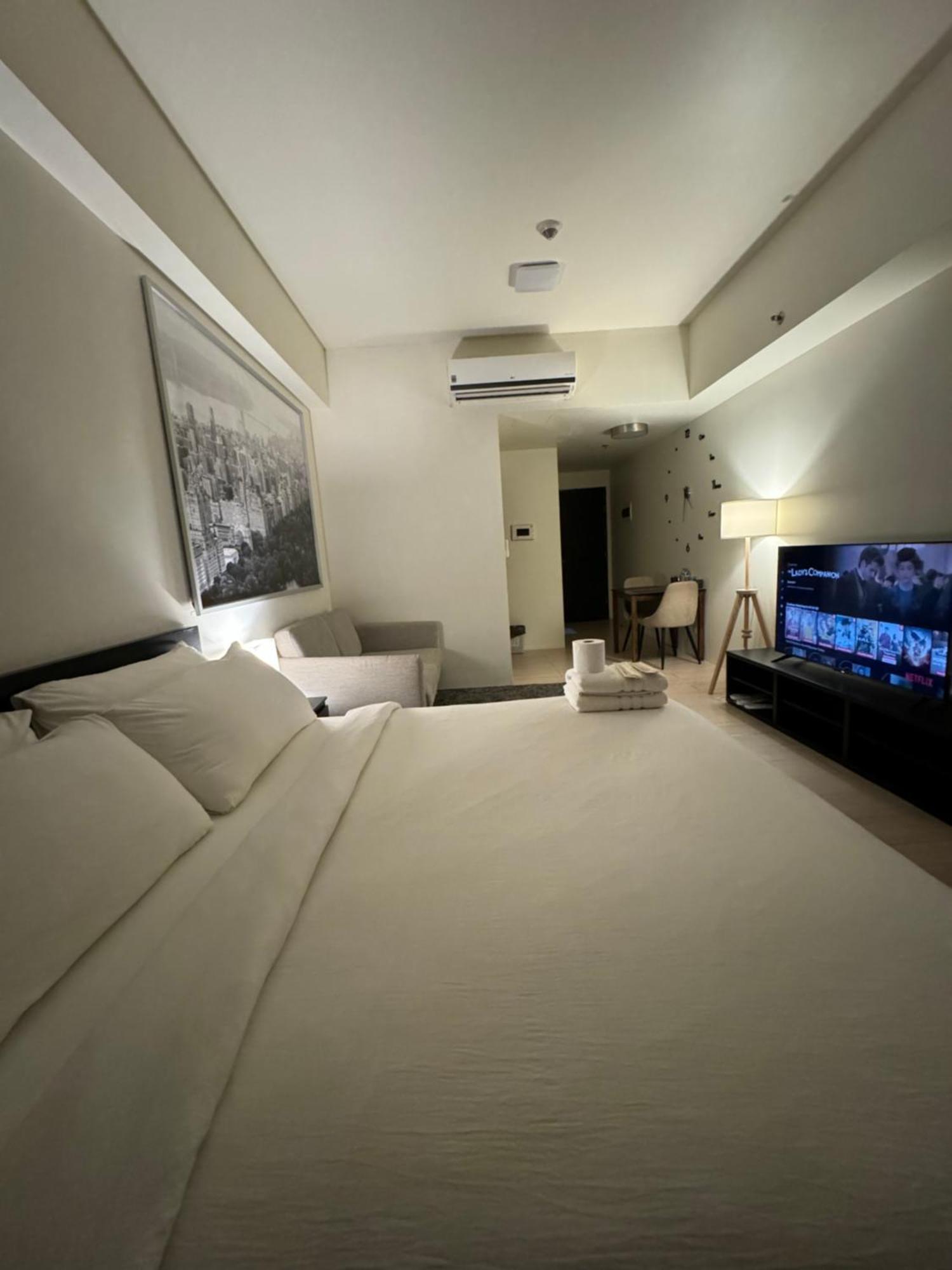 81 Newport Blvd Cluster 4 Unit B 3Rd Flr By Rechelle Nunag Pasay Zewnętrze zdjęcie